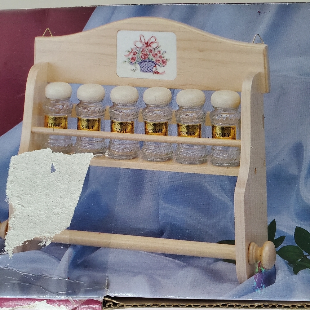 Vintage Wood Wall Spice Rack w/ Attached Towel Bar & 6 spice bottles Floral Tile